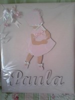 silueta muñeca clara y nombre